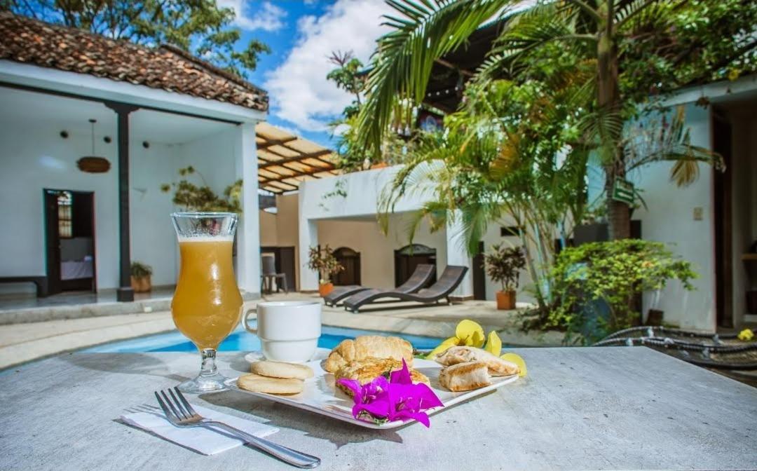 Capilla Del Sol Hotel Garzon  ภายนอก รูปภาพ
