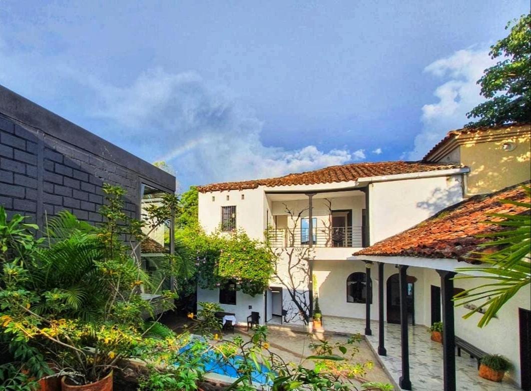 Capilla Del Sol Hotel Garzon  ภายนอก รูปภาพ